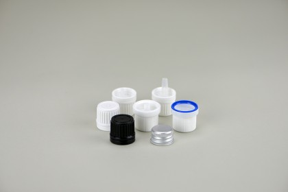 Fermetures DIN 18 | Bouchon de garantie noir sans compte-gouttes (31-C-N)