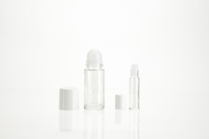 Flacons cylindriques \"roll-on\" en verre blanc complets | Flacon en 50 ml avec bille et capuchon blanc (ROLL-50)
