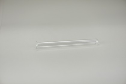 Tubes à essai en verre blanc