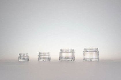 Pot en verre transparent avec couvercle noir | 50 ml avec couvercle noir (602-50-C-N)